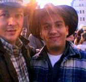 Harry & Bahram beim Einlass