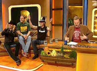 Kenny freut sich �ber unser Geburtstagst�ndchen